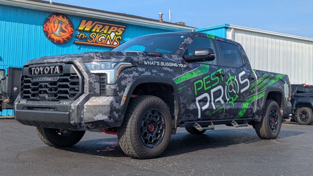 pest pros truck wrap